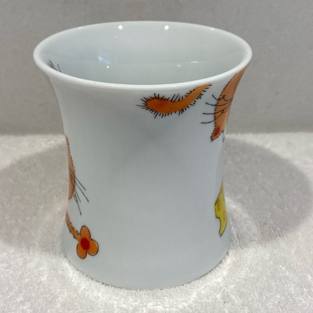 Novelty Cat And Mouse Holding Cheese Mug Cup White Ceramic - Picture 5 of 9